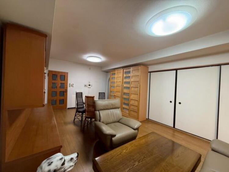 居間 【2025年11月撮影】