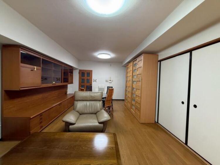 居間 【2025年11月撮影】