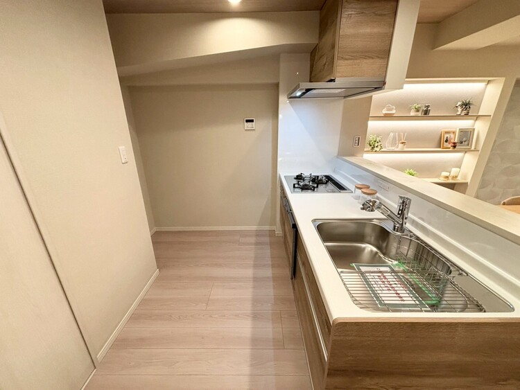 その他 開放感のあるキッチンスペース。調理をしながら、会話も弾みそうですね。