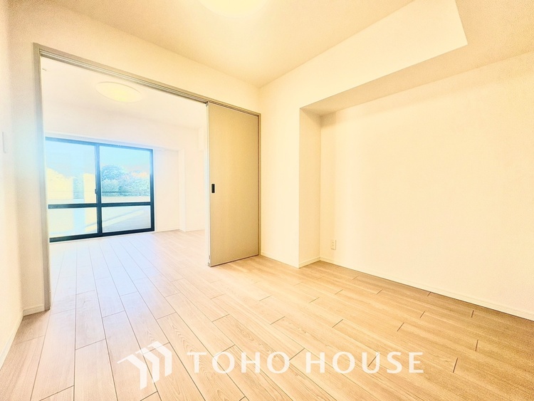 内装 ◆ここに在る◆事も無げに美しく、伝えるには筆舌に尽くし難い。豪華絢爛や華美と言う事ではなく、住まう者にとって暮らし易く心地がいいと言う美しさがこの住まいには込められている。