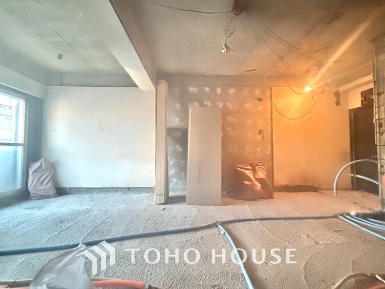 内装 《改装中》◆瀟洒な空間◆落ち着きのある彩が見事に調和させた瀟洒な空間を演出。ここに集まる家族の会話と笑顔が絶え間なく続く幸せな空間。