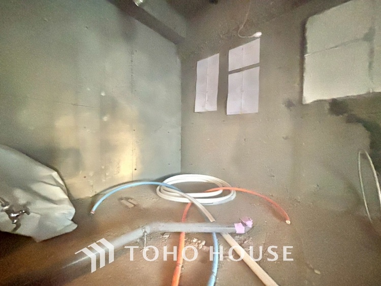 キッチン 《改装中》奥のスペースまで有効に活用できます。奥まで上から見渡せるので、たまにしか使わない調理器具もサッと取出せます。