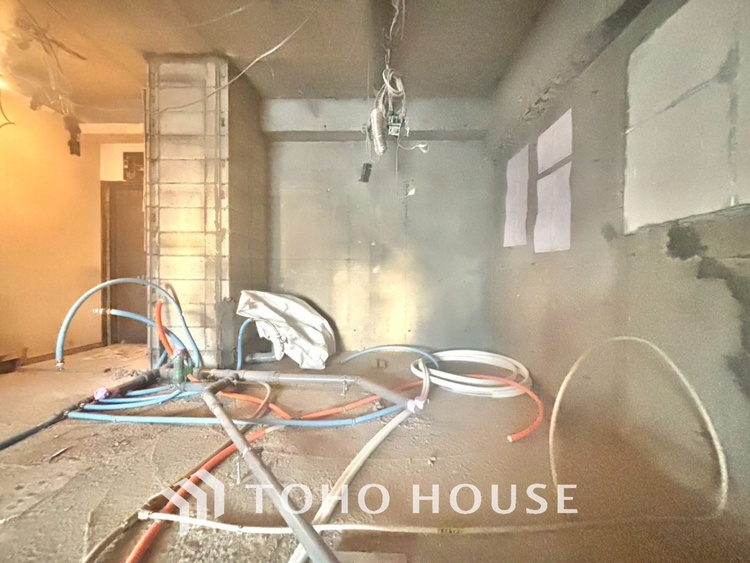 キッチン 《改装中》◆食洗機◆お子様の面倒を見れる時間が増え時短になります。加えて手荒れも防げてしかも節水が高い為、大変人気があり重宝します。