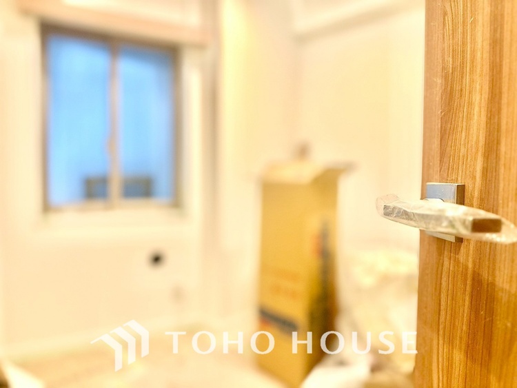 内装 【PRIVATE ROOM】◆快適◆な暮らしに不可欠な収納スペース。快適さとともに思い出も詰まっていく。