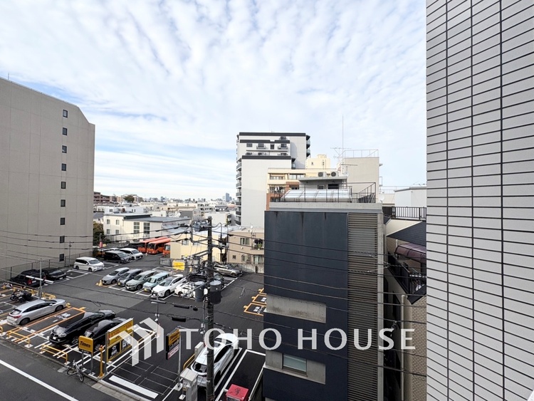 バルコニー 【BALCONY】◆Open new door◆扉の向こうには青空が広がっている。