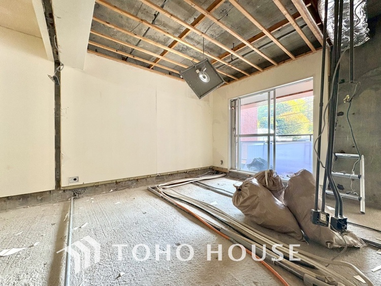 内装 現在改装中◆属毛離裏◆子は父を手本とし、母に愛育されて成長する。家族の深い繋がり。いつまでも大切にしたい。