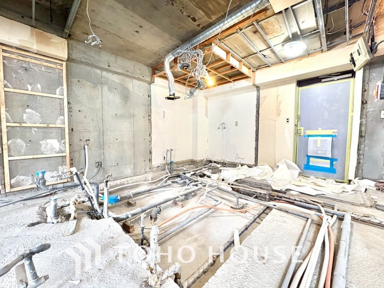 その他 現在改装中◆開放的◆後片付けが楽なシステムキッチン。収納スペースの充実！