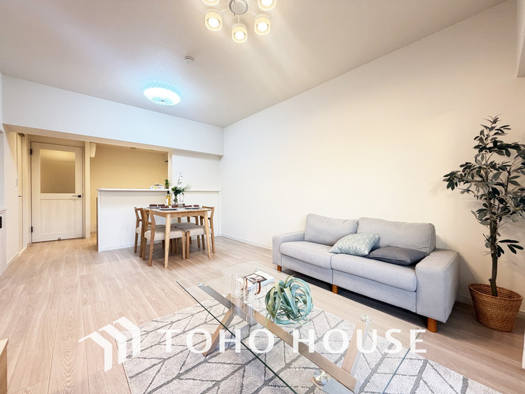 内装 ゆったりとくつろげる上質なリビングダイニング