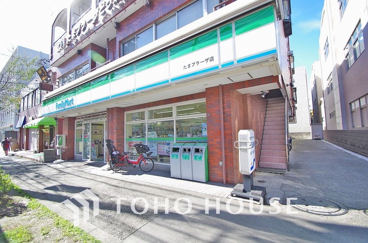 周辺 ファミリーマート たまプラーザ店　距離400ｍ
