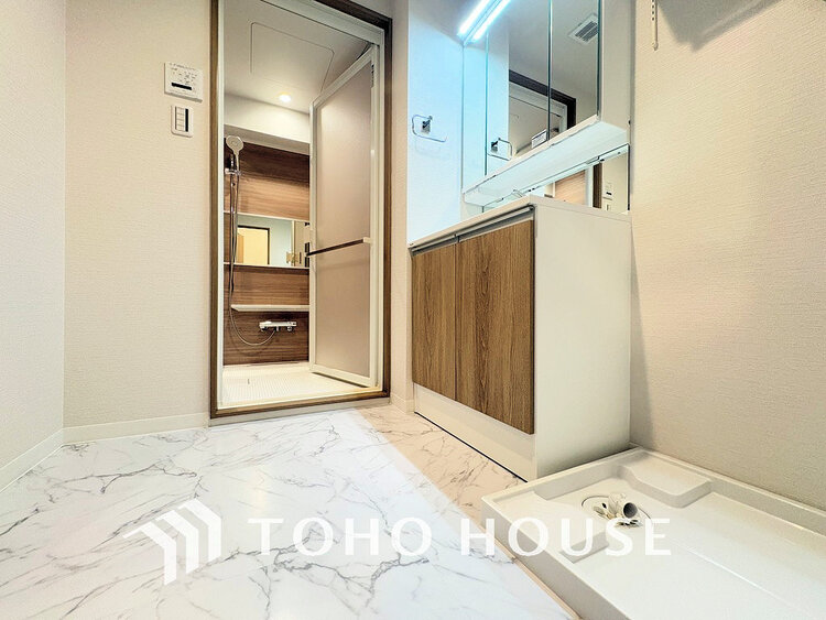 洗面 清潔感のある脱衣場