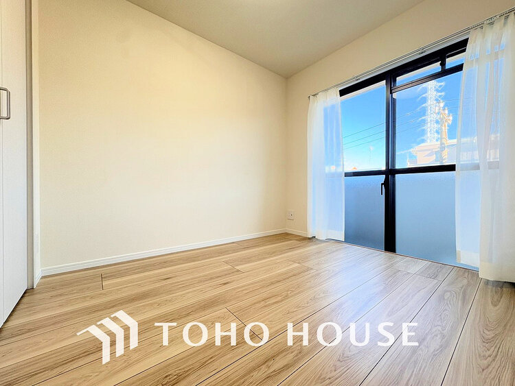 内装 シンプルですっきりとした室内は飽きのこない居心地の良い雰囲気