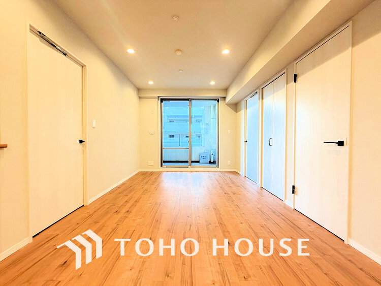 内装 家族みんなが爽やかに過ごせるように、光をたっぷり取り込んだLDK