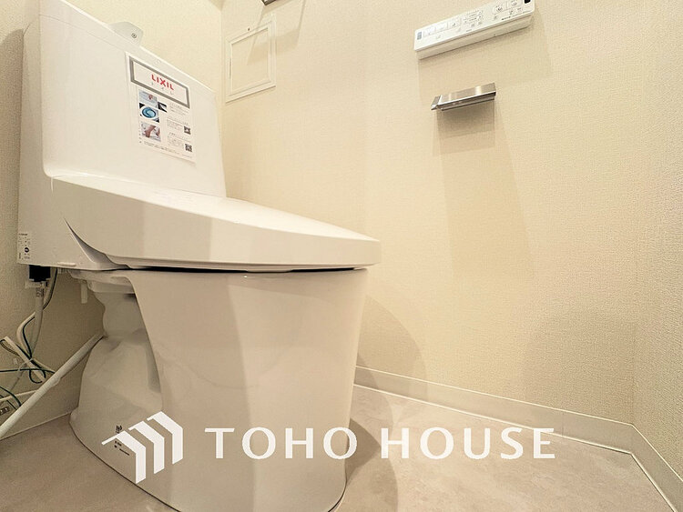 トイレ トイレには快適な温水洗浄便座付