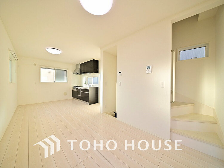 内装 ゆったりとくつろげる上質なリビングダイニングは、あなたの暮らしに価値のある時間を演出してくれます