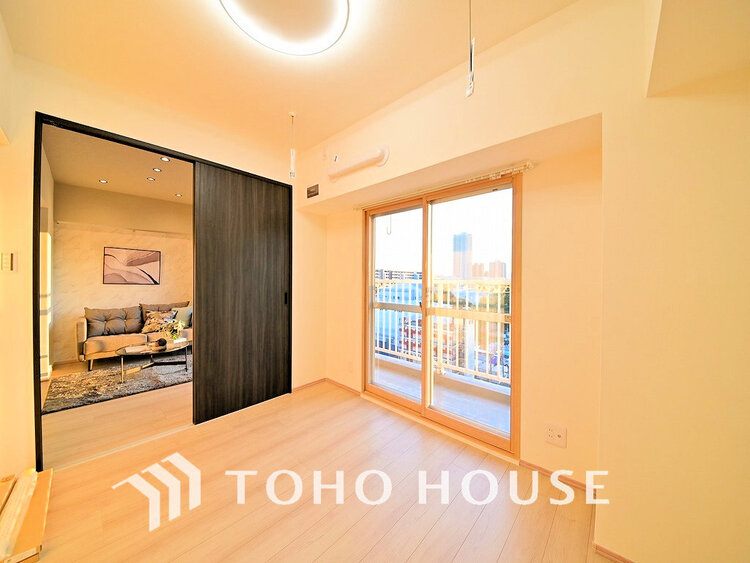 内装 1日の疲れを癒し、心地よく寛げるようゆったりとした広さをしています