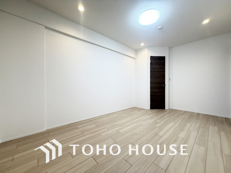 内装 1日の疲れを癒し、心地よく寛げるようゆったりとした広さをしています