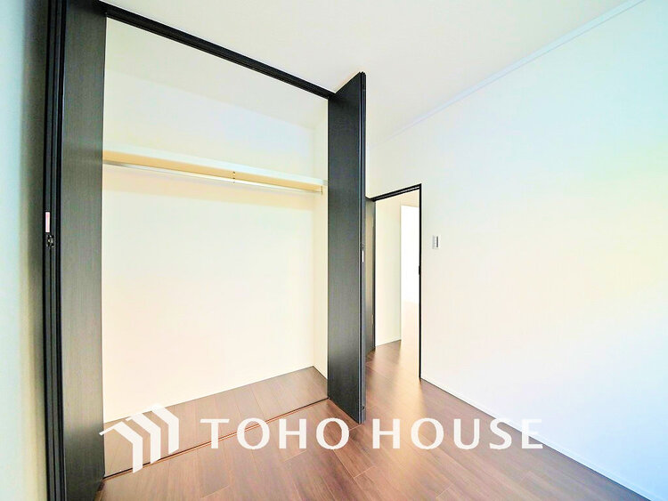 収納 居室　収納