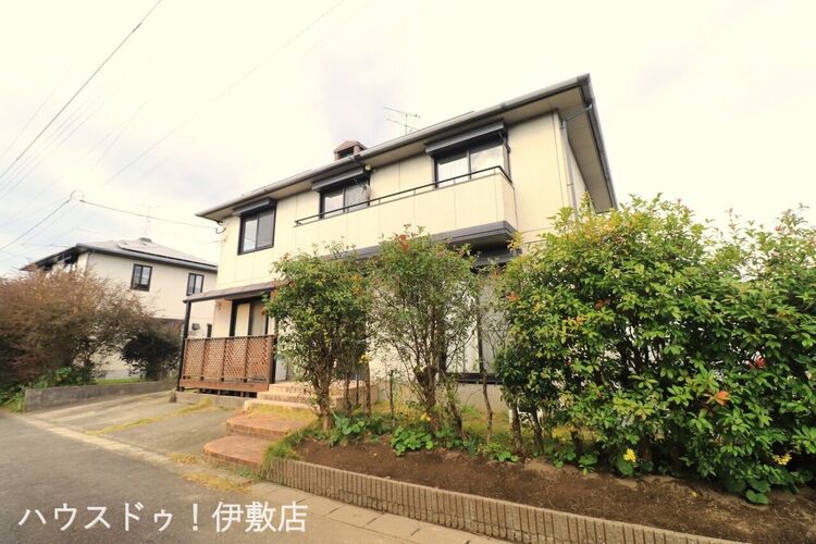 外観 【外観写真】売主様居住中の為、内覧の際には事前のご予約が必要となります。詳しくはお問い合わせください。