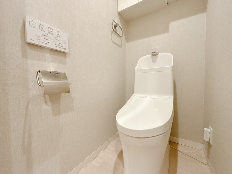 トイレ 暮らしの中のさりげないひとときの快適さにも、こだわりを、持って設備を配しております。