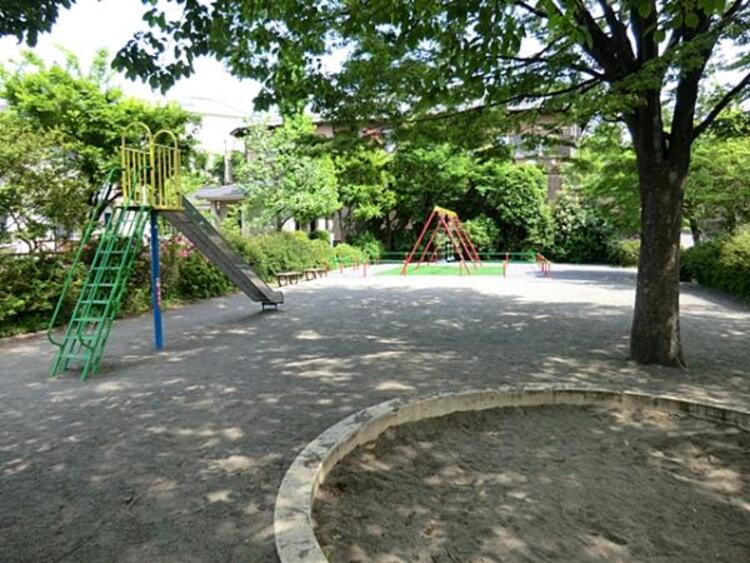 周辺 綱島西一丁目公園　480ｍ