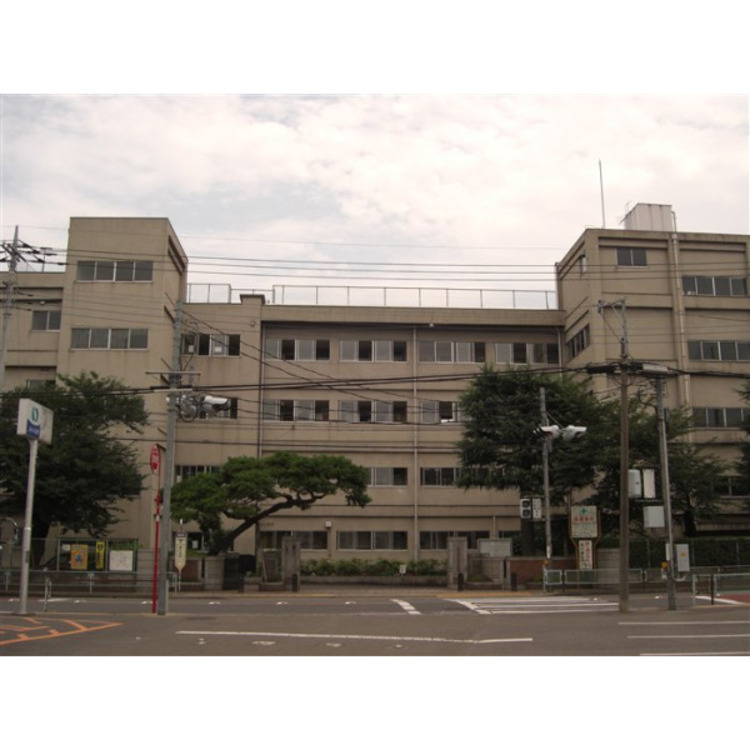 周辺 霞ケ関中学校(約400m)