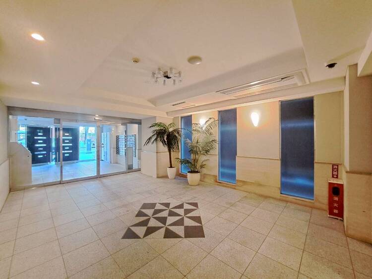 その他 館内は静寂な中が保たれており、管理が行き届いている印象を受けました。