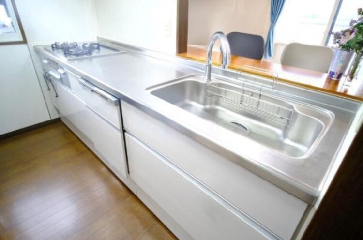 その他 使いやすくスタイリッシュなキッチン空間になっております。