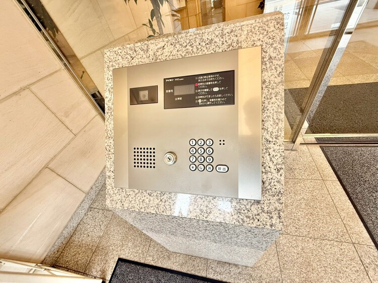 その他 オートロックついていますので、セキュリティ面でも安心です。