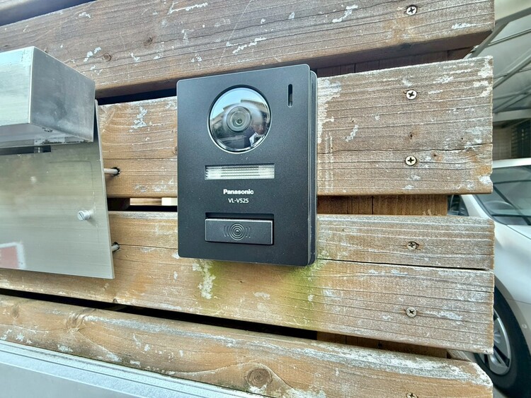その他 誰が来てもわかる様にカメラ付きインターホンを設置。