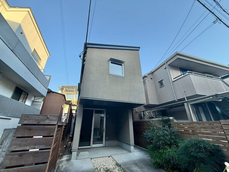 その他 館内は静寂な中が保たれており、管理が行き届いている印象を受けました。