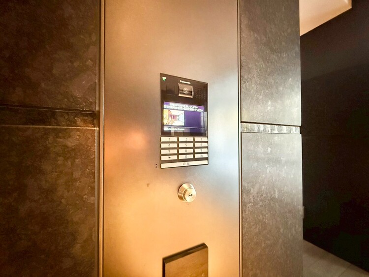 その他 オートロックついていますので、セキュリティ面でも安心です。