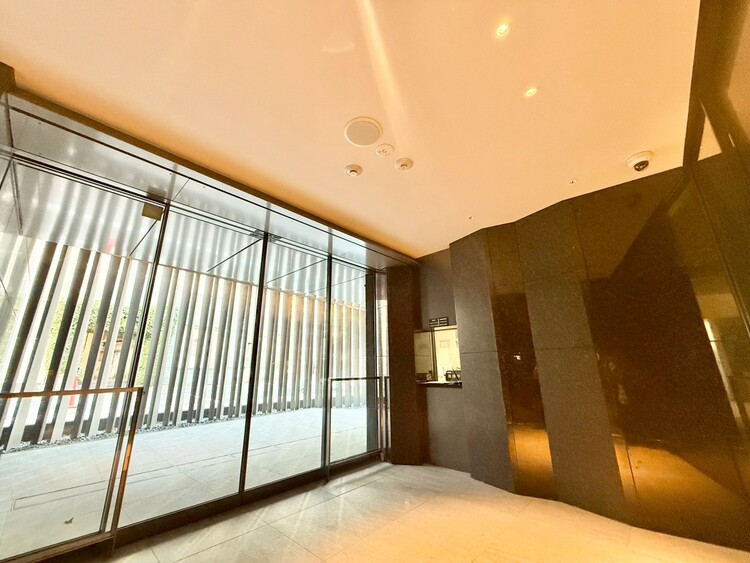 その他 館内は静寂な中が保たれており、管理が行き届いている印象を受けました。