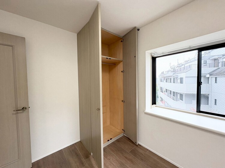 その他 家電やスーツケース、ストック品など何でも片付く嬉しい空間です。