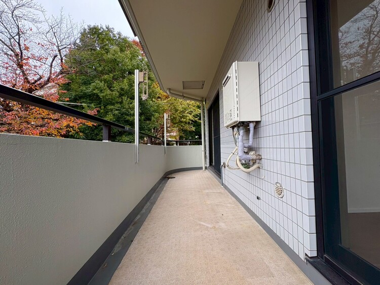 その他 朝の澄んだ空気や、夕方に吹く清々しい風を感じられるバルコニー。