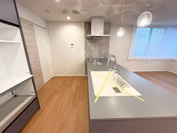 その他 使いやすくスタイリッシュなキッチン空間になっております。