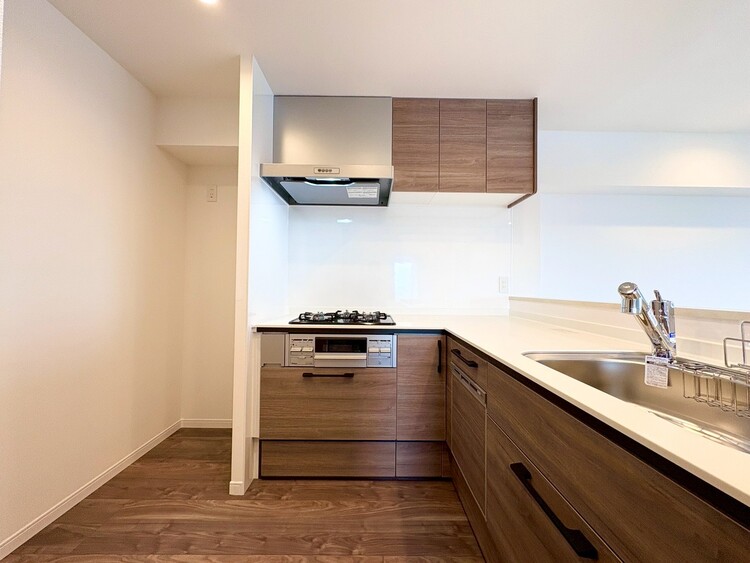 その他 開放感のあるキッチンスペース。調理をしながら、会話も弾みそうですね。