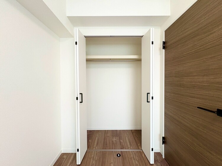 その他 収納スペースが付いていて、お部屋を広く使っていただけます。