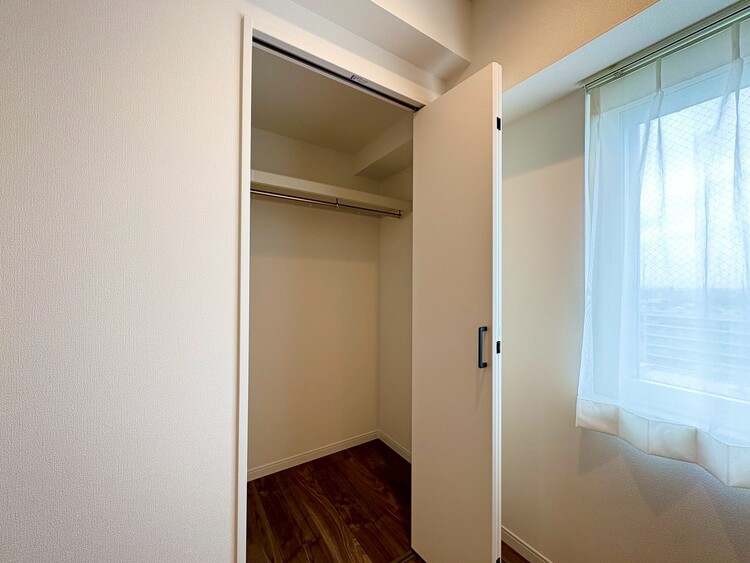 その他 家電やスーツケース、ストック品など何でも片付く嬉しい空間です。