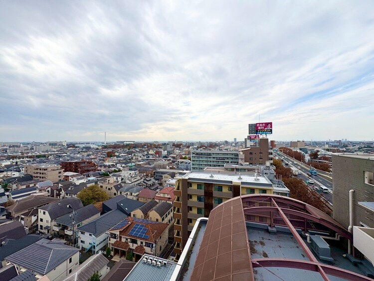 その他 眺望や窓からの景色が良いと、家で過ごす時間も快適です。