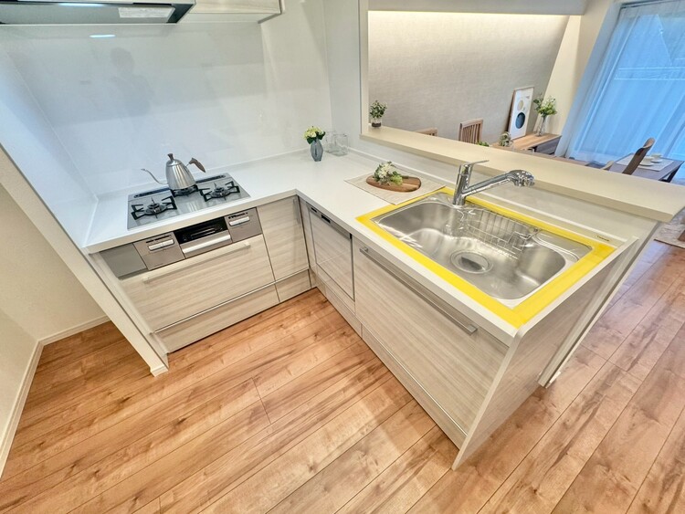 その他 使いやすくスタイリッシュなキッチン空間になっております。