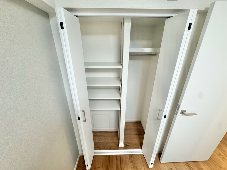 その他 家電やスーツケース、ストック品など何でも片付く嬉しい空間です。