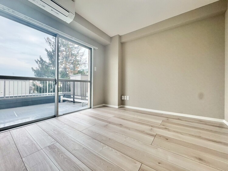 その他 清かで艶やかな時間をもたらしてくれる室内です。