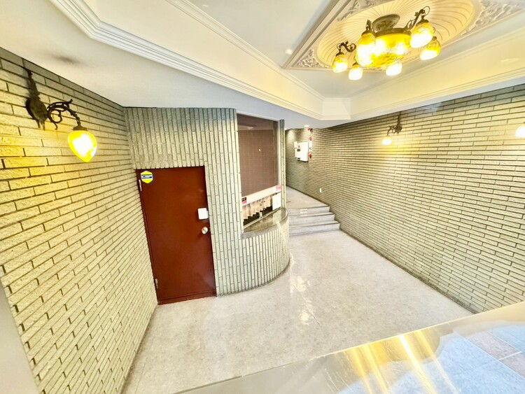 その他 館内は静寂な中が保たれており、管理が行き届いている印象を受けました。