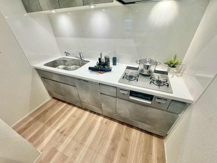 その他 使いやすくスタイリッシュなキッチン空間になっております。