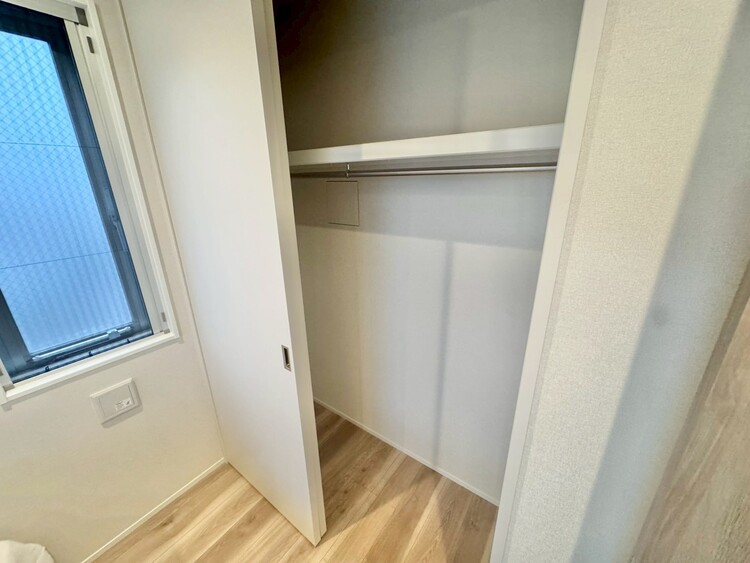 その他 収納スペースが付いていて、お部屋を広く使っていただけます。