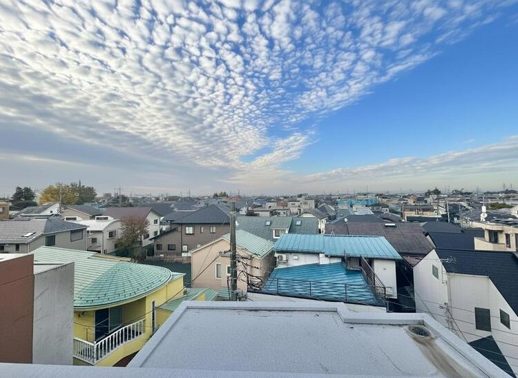 その他 眺望や窓からの景色が良いと、家で過ごす時間も快適です。