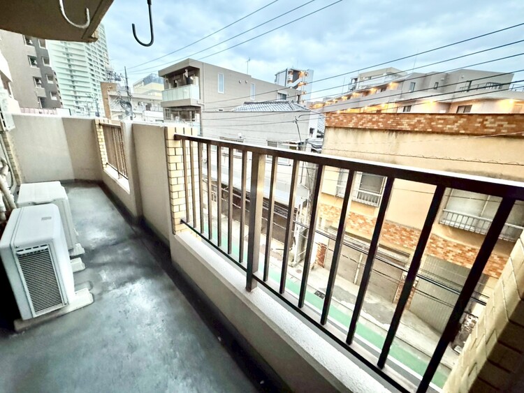 その他 朝の澄んだ空気や、夕方に吹く清々しい風を感じられるバルコニー。