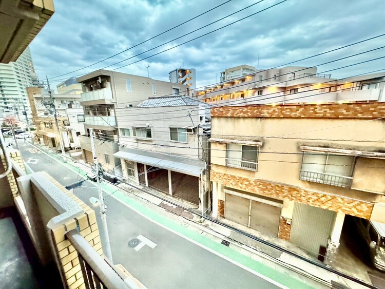 その他 眺望や窓からの景色が良いと、家で過ごす時間も快適です。