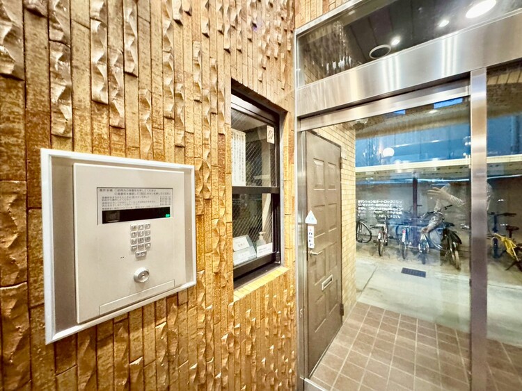 その他 オートロックついていますので、セキュリティ面でも安心です。