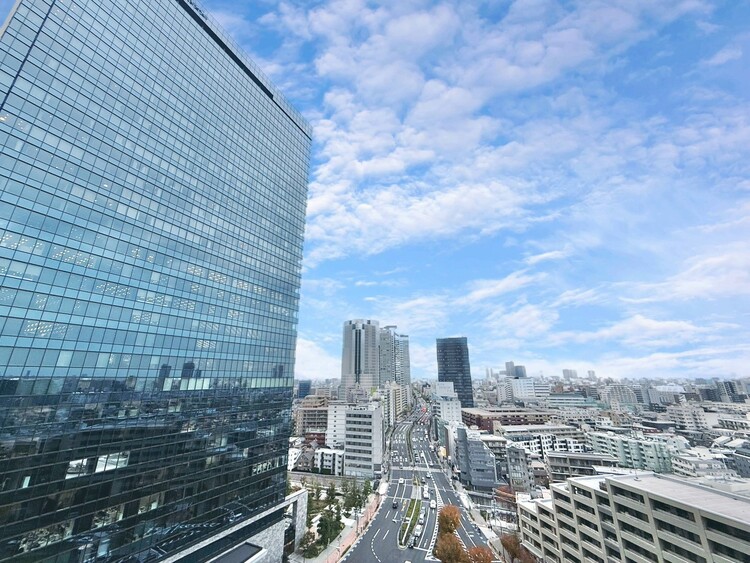 その他 眺望や窓からの景色が良いと、家で過ごす時間も快適です。